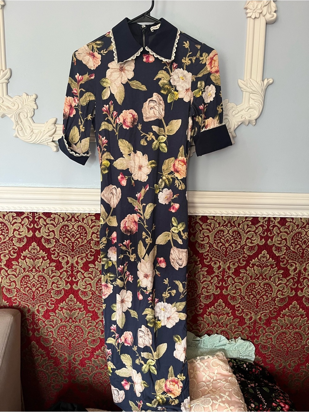 Alice & Olivia Floral Midi Dress with Lace Collar